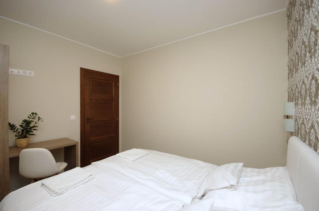 Mosoly Deluxe Apartman Gyula Extérieur photo